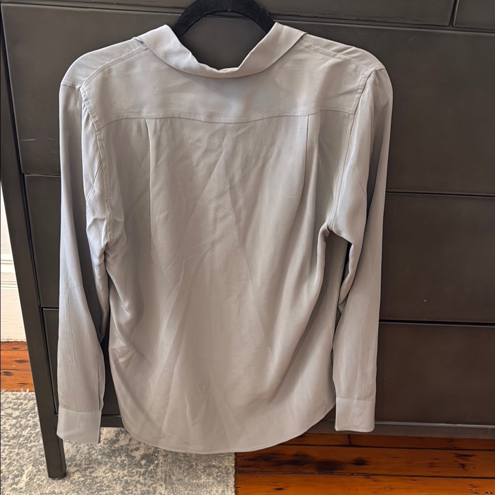 Everlane Gray Button-Up Blouse - image 5